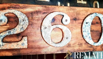 Numero antiguo km mojón vía ferrocarril