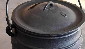Olla de fundición con 3 patas