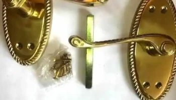 picaportes ovalados en bronce