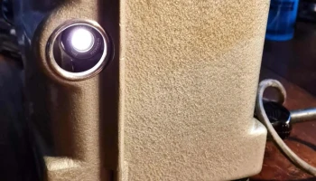 Proyector Weimar 3 de películas 8 mm antiguo con maletín cuero