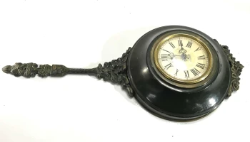 Reloj Despertador A Cuerda En Chapa Funcionando