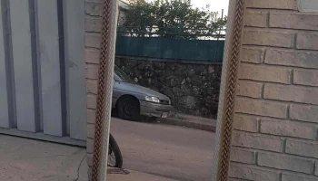 Sofá 3 cuerpos + 2 butacas tapizados pana estampada. Igual a nuevo