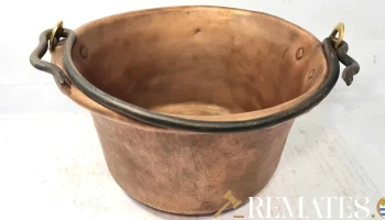 Tacho de cobre antiguo pesado
