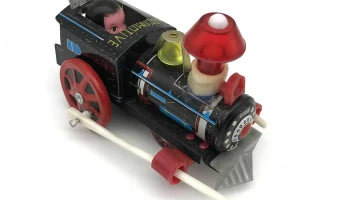 Tren De Chapa Con Niño