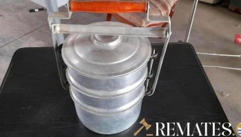 vianda de aluminio antigua