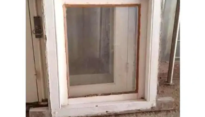 1 ventana chica
