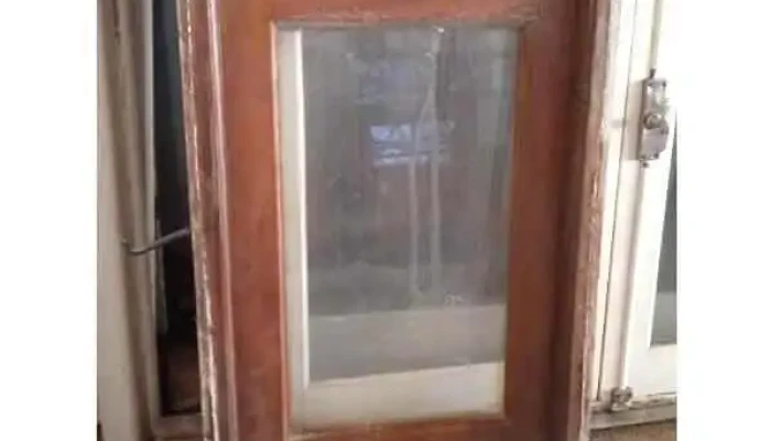 1 ventana chica
