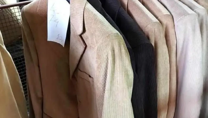 10 sacos deportivos de pana, varios talles