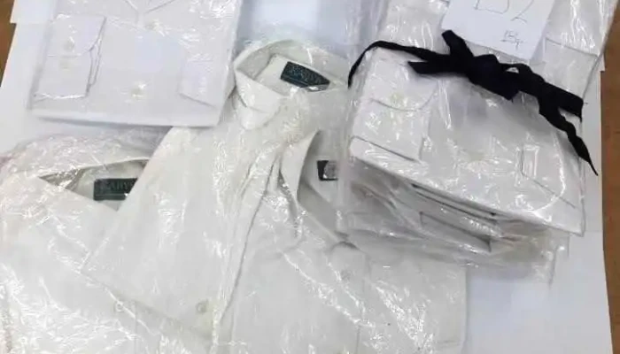 13 Camisas Blancas De Hombre Cerradas -  1 - 25-08-2021