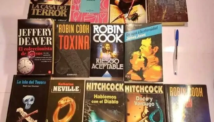 13 libros Hablemos con el Diablo de Hitchcock, James Jones, Circulo Magico, ciencia ficcion, etc
