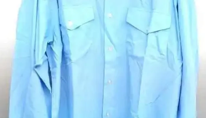 18 Camisas celestes de manga larga