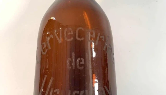 2 Botellas De Cerveceria Del Uruguay -  2 - 06-12-2020