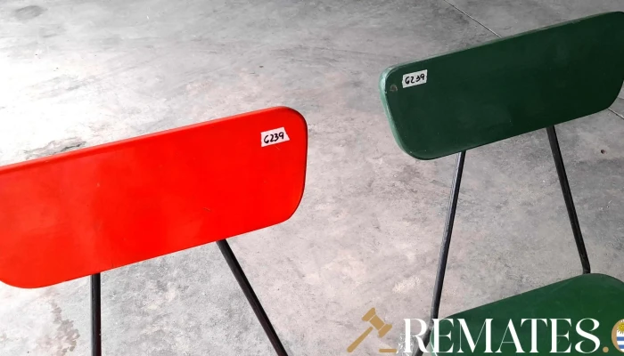 2 Sillas De Hierro Asiento Y Respaldo D 3 - 17-06-2021
