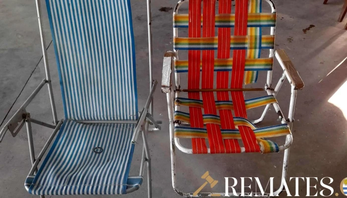 2 sillas playeras con algun detalle