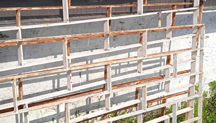 3 rejas ladrillo blancas