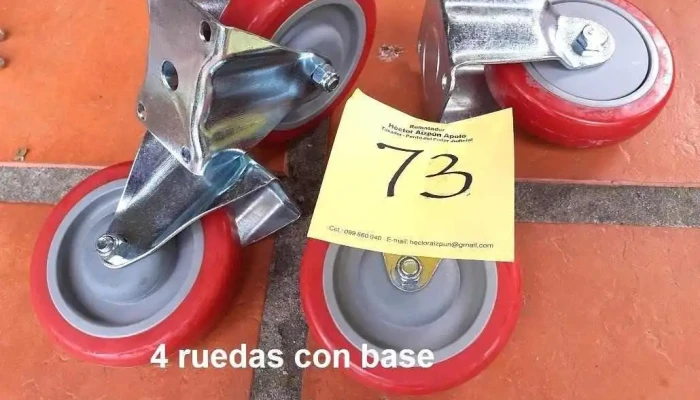 4 Ruedas Rojas Con Base -  1 - 26-08-2021
