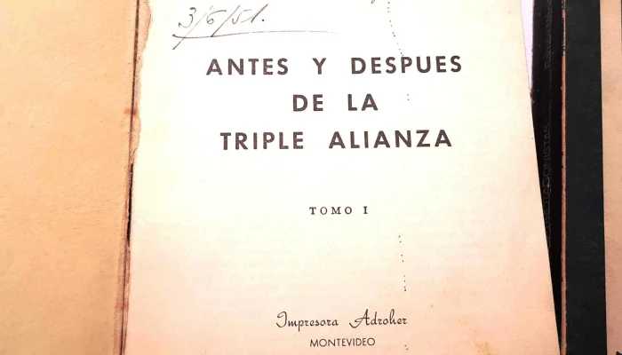 7 Libros Familias Historicas Uruguayas 2 - 05-06-2021