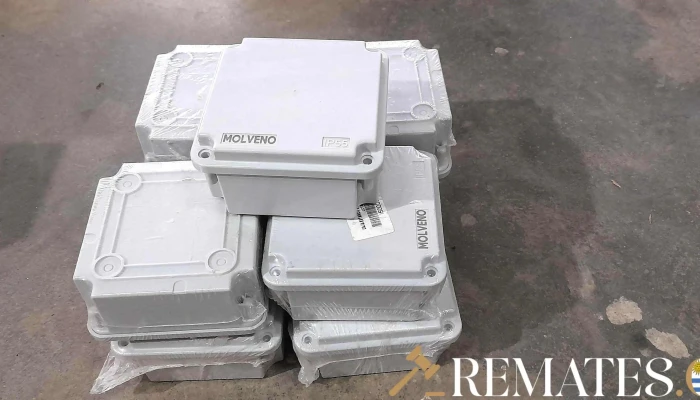 9 cajas ciegas exteriores para luz