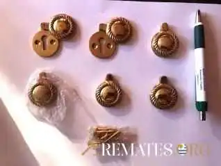 Accesorios para cerradura redondos en bronce p/mueble