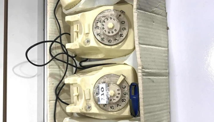 Antiguos Telefonos De Juguete Italianos