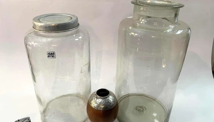 Bollones De Almacen Y Mate Con Virola Cincelada