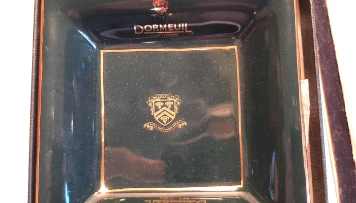 Botella De Whisky En Forma De Pelota Y 3 3 - 05-06-2021