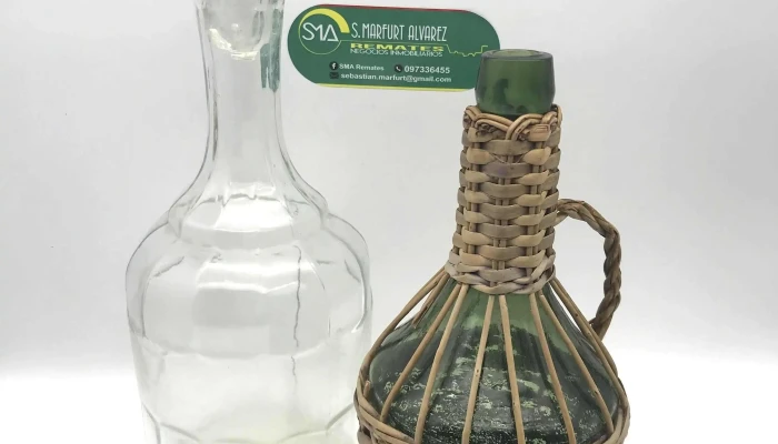 Botellon De Licor Con Tapon Y Damajuana Pequeña