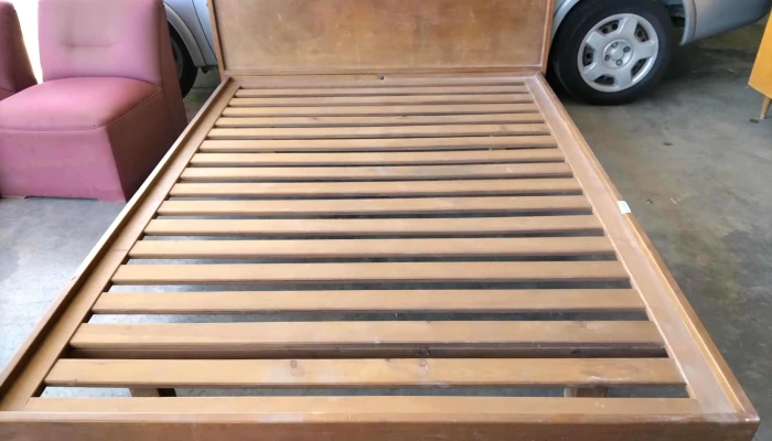 cama de 2 plazas en madera americana