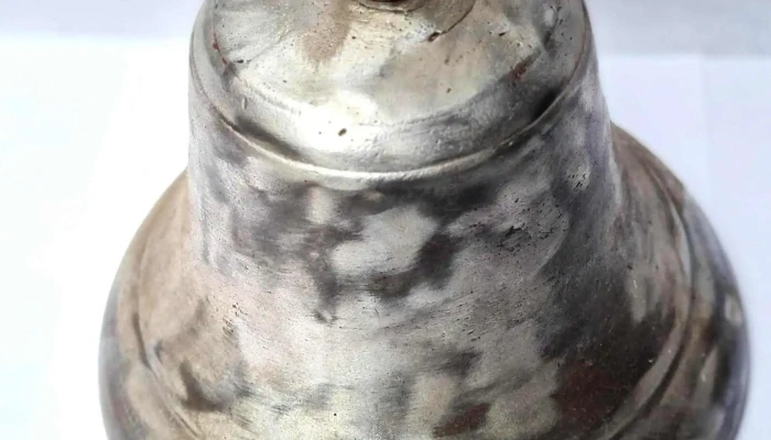 Campana Antigua Inglesa En Aluminio Li 3 - 17-06-2021