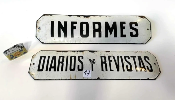 Chapas Diarios Y Revistas(0,33 X 0,09) E Informes (0,33 X 0,09)