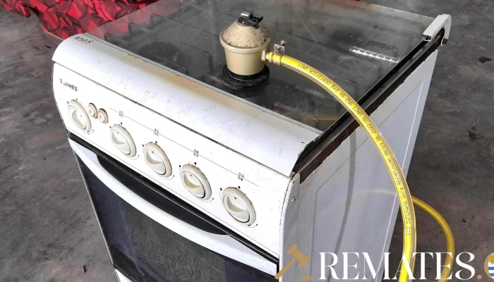 cocina 4 hornallas a super gas con valbula