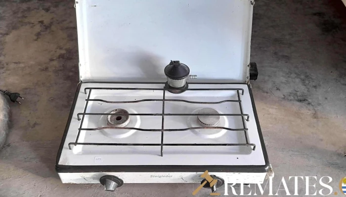 cocinilla 2 hornallas con valbula y uno de los quemadores con averia