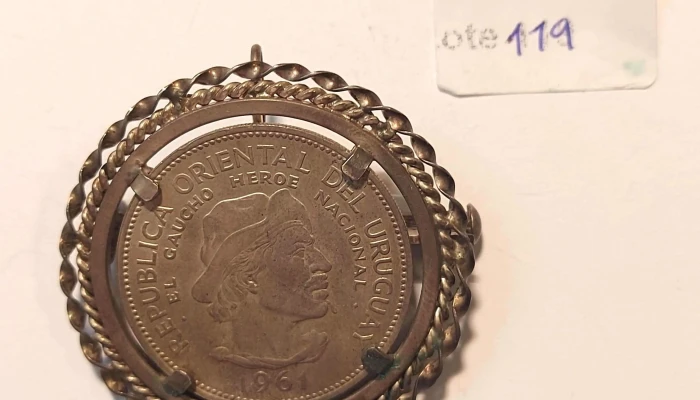 Colgante Prendedor De Moneda Gaucho Plat 1 - 05-06-2021