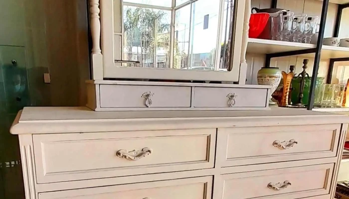 Comoda En Madera Maciza Patina En Blanco 2 - 17-06-2021