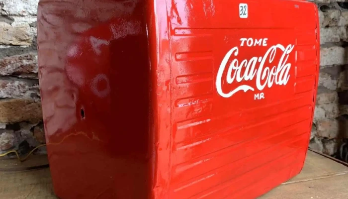 Conservadora En Chapa Coca Cola -  2 - 06-12-2020