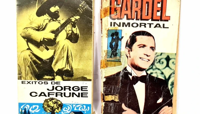 Dos cancioneros , Gardel y Cafrune