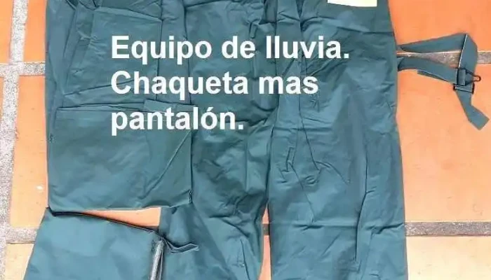 equipo de lluvia (chaqueta + pantalon)