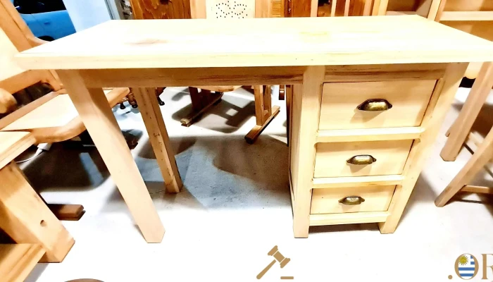 Escritorio para niños en pino viejo macizo 3 cajones