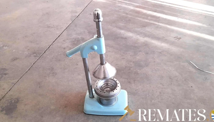 Exprimidor Manual En Metal