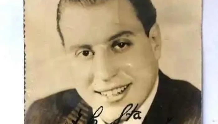 Fotografía de Hector Mauré firmada y al dorso letra de tango