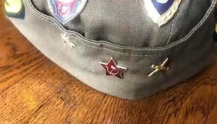 Gorro Militar Ruso Con Insignias -  3 - 30-07-2021