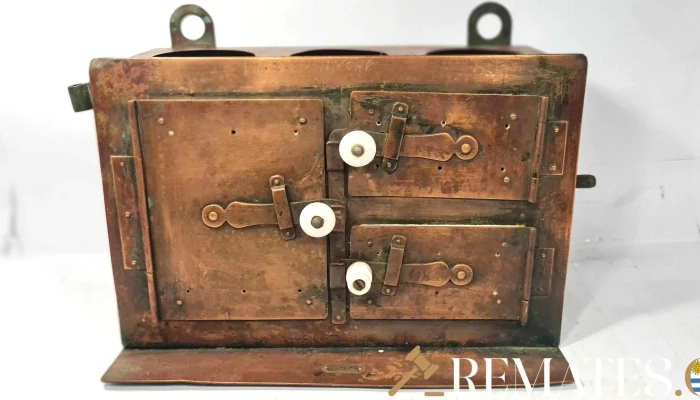 Horno esterilizador de barbería antiguo cobre