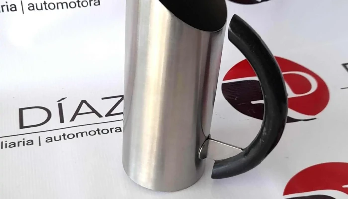 Jarra De Acero Inox Con Aza Negra -  1 - 17-06-2021