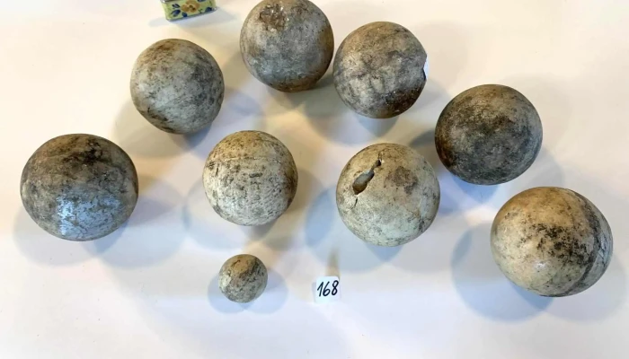 Juego De Bochas De Piedra