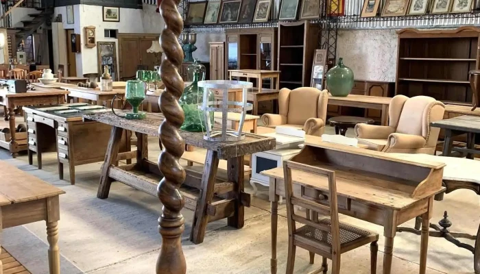Lampara Americana  Y Pie De Lampara En Madera