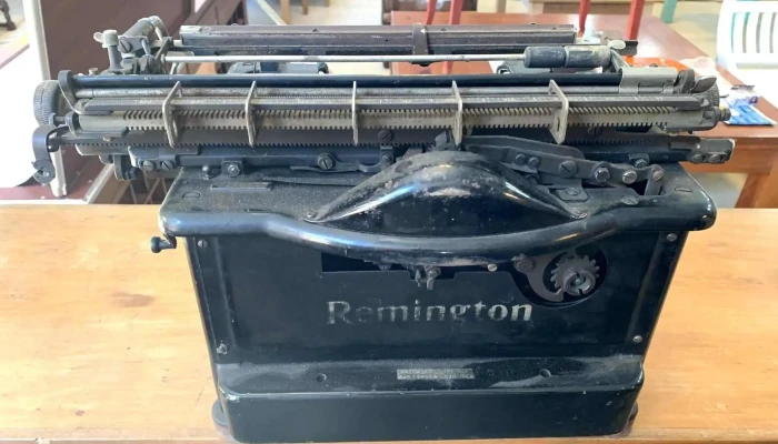 Maquina De Escribir Remington -  3 - 06-12-2020