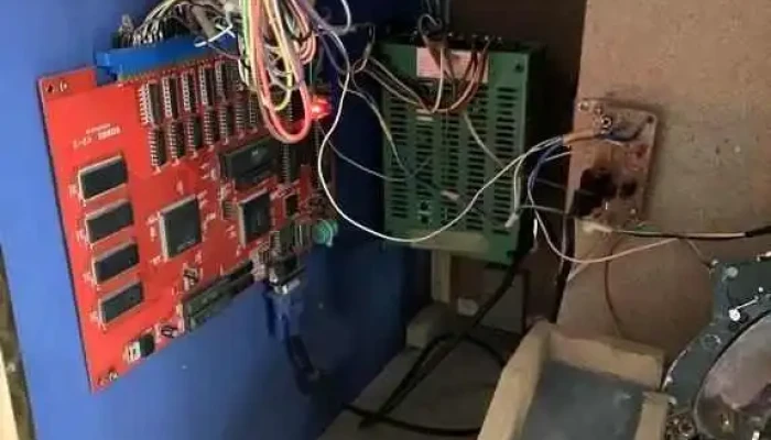 Maquina De Juegos Tragamonedas 4 - 06-12-2020