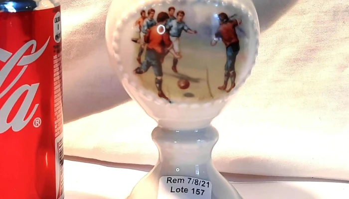 Mate Isabelino con escena jugadores de futbol