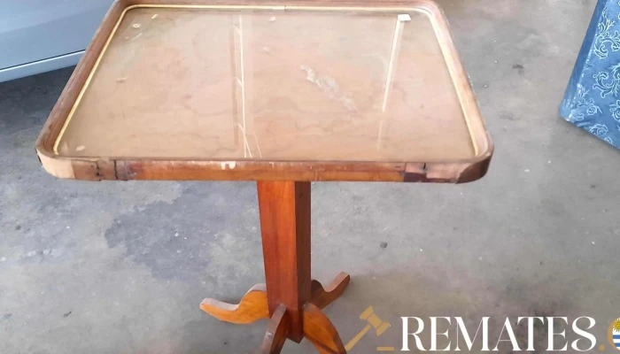 Mesa Auxiliar En Madera Y Vidrio Tapa Cu 1 - 17-06-2021