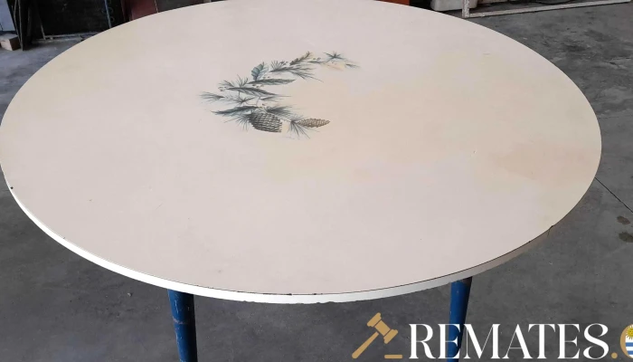 mesa de comedor tapa circular base de hierro